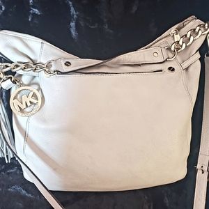 MICHAEL KORS Ivory Large Hobo, excellent condition.  Gold accents black trim